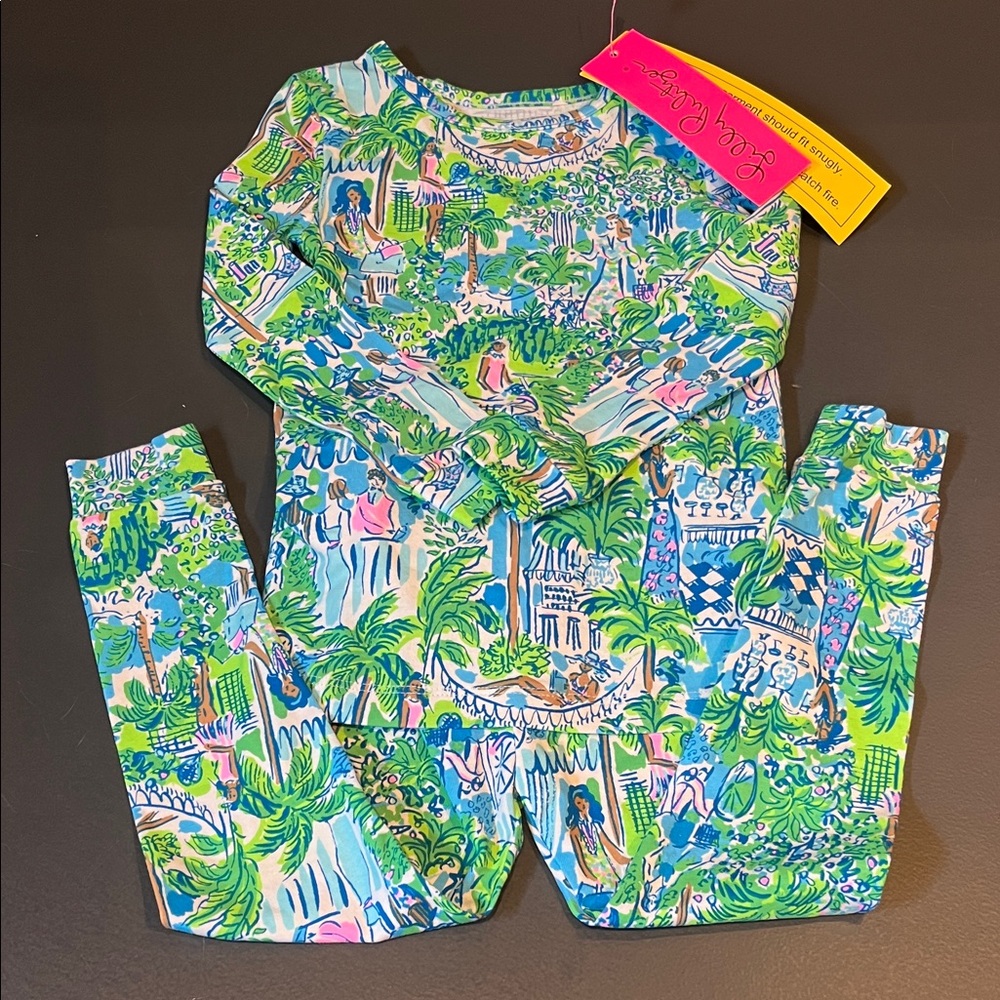 Lilly Pulitzer Toddler Size 2 Patterned Long Sleeve Top and Leggings Pajama Set